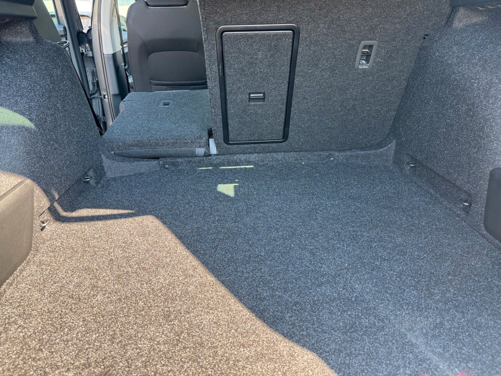 Fahrzeugabbildung SKODA Octavia Combi Selection 1.5 eTSI