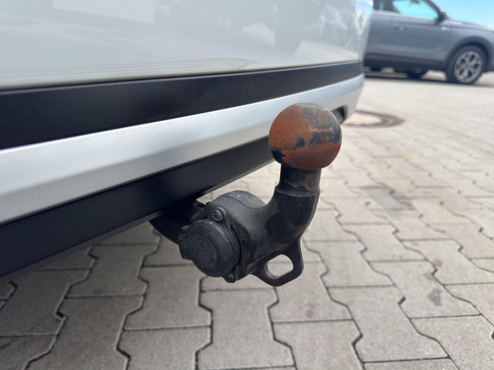 Skoda Superb Combi 2.0 TDI Scout Final Edt./AHK/PANO/