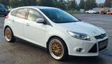 Ford Focus Lim. Titanium 2.0 TDCI Automatik *BiXenon* - Ford Focus: Tdci 2l