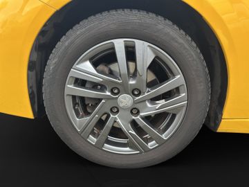 Peugeot 208 Active PT 100 Carplay+LED+SHZ+PDC+Allwetter