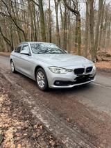 BMW 330e iPerformance Advantage Advantage - BMW 330: Iperformance