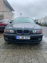 BMW e39 523i - BMW 523 in Bonn