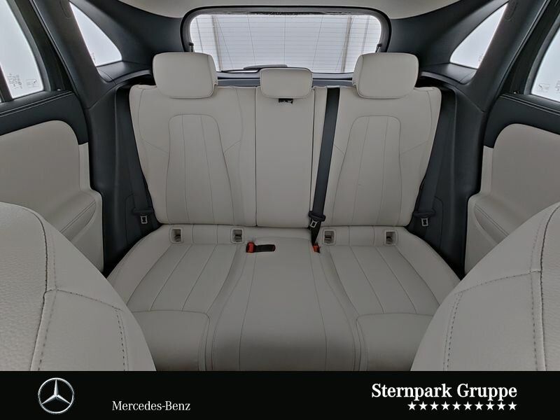 Mercedes-Benz GLA 180 Burmester+Distronic+360°+TotwinkelNavi foto 8