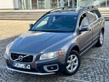 Volvo XC 70 XC70 Momentum AWD - Volvo XC70: Momentum