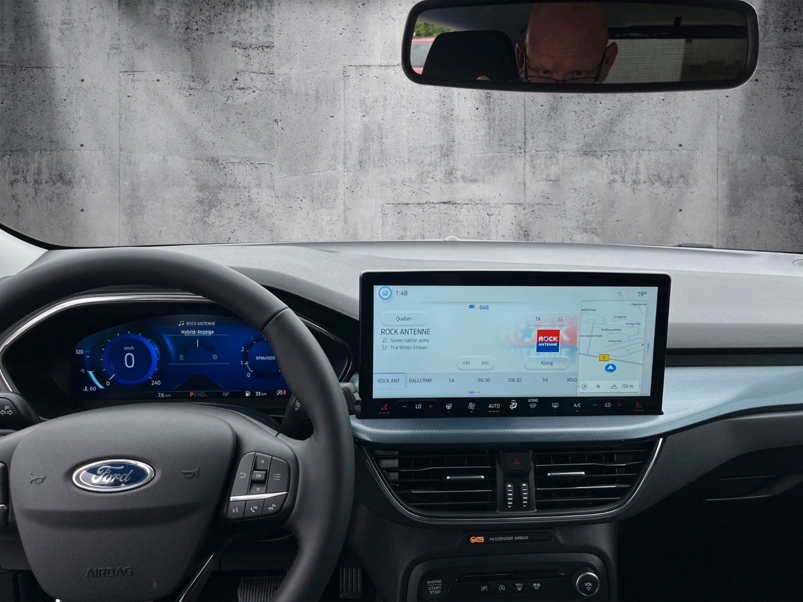 Fahrzeugabbildung Ford Focus Turnier Active X *Matrix*Parkass.*ErgoSi*