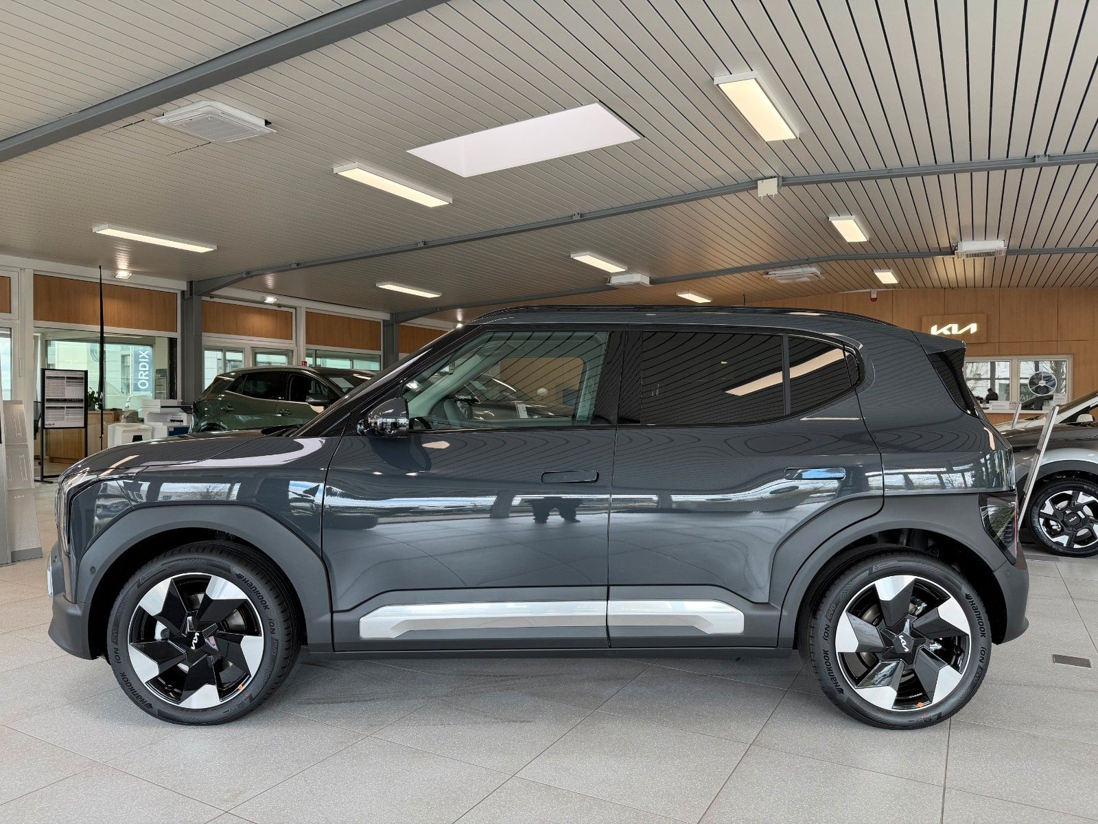 Fahrzeugabbildung Kia EV2 42.2 4S EARTH WIC 22AC TEC DWP DES