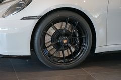 PORSCHE 992.2 Carrera GTS Cabriolet | LIFT | HD-Matrix PORSCHE 992.2 Carrera GTS Cabriolet | LIFT | HD-Matrix