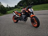 KTM 890 Duke GP - KTM 890 DUKE GP