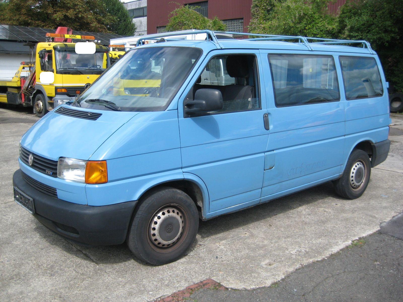 Volkswagen T4 2,5 TDI Flügeltüren Dachträger ex9-Sitzer TÜV