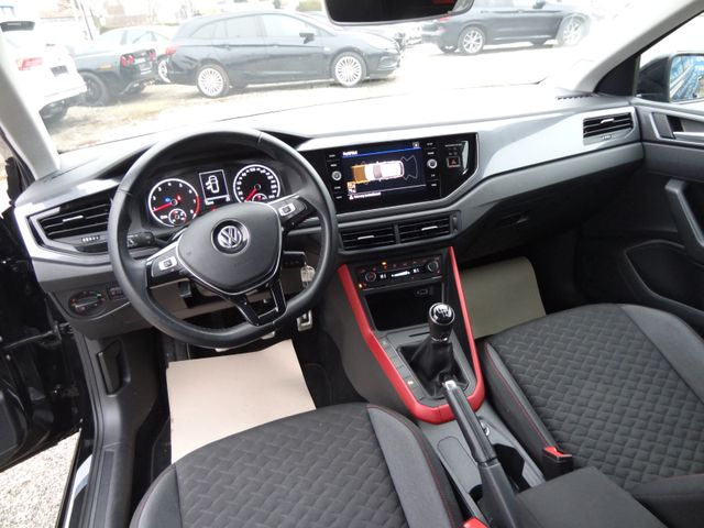 Fahrzeugabbildung Volkswagen Polo VI Join/SitzH/Alu/PDC/Tempo/53.000km/Klima/