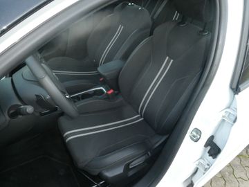 Bild 8 Opel Corsa F GS Automatik