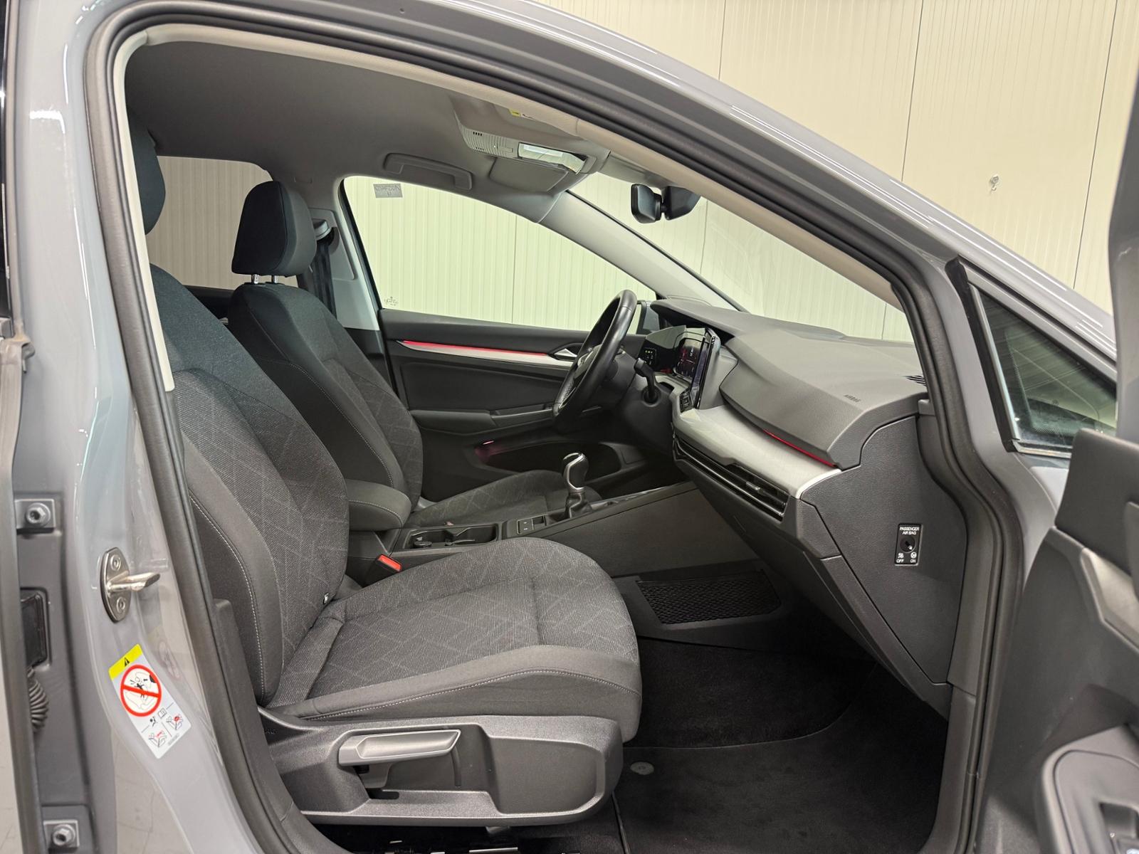 Volkswagen Golf VIII Life 1.5 TSI ACC NAVI LED SHZ, миниатюра 21