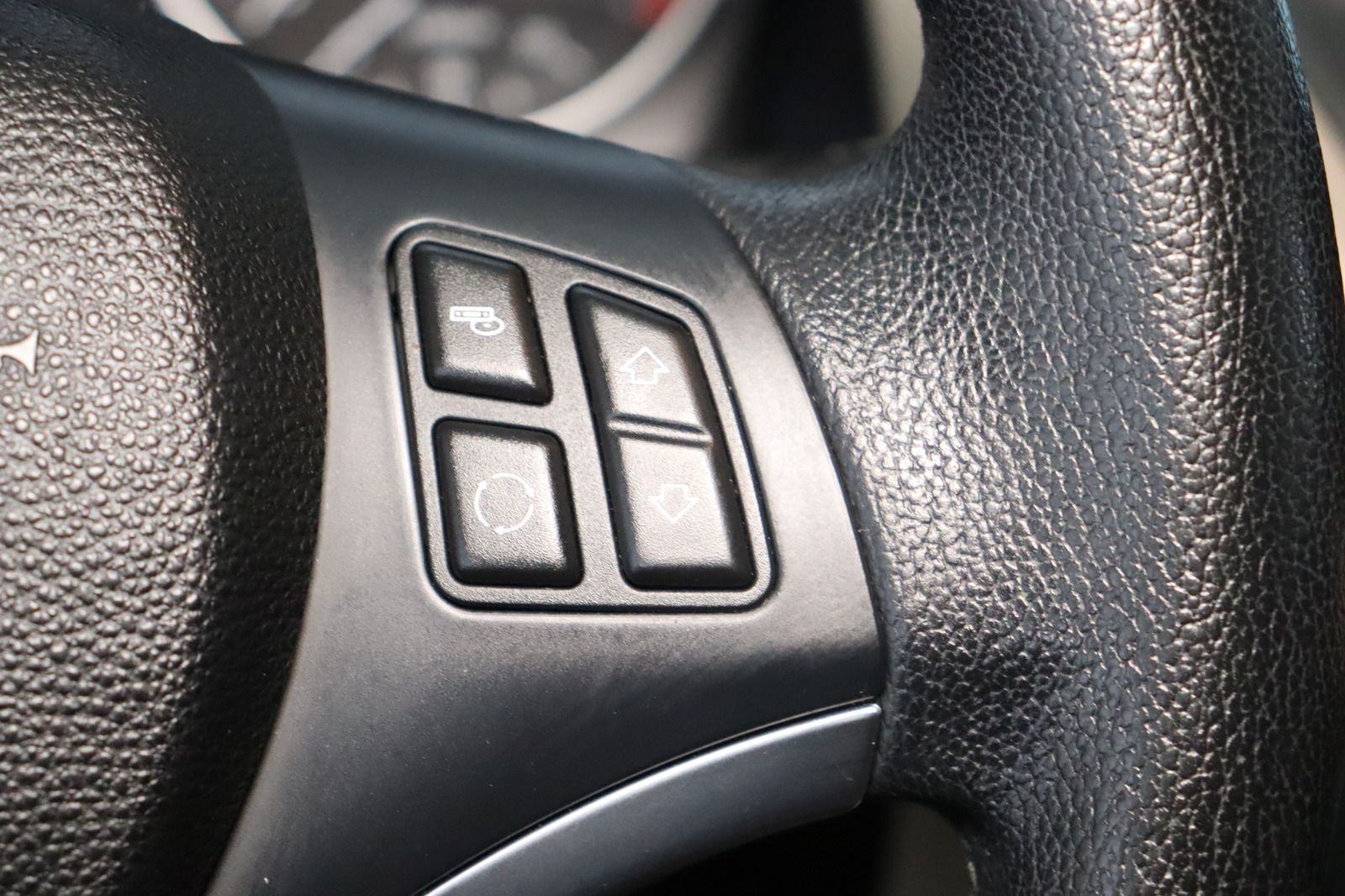 Fahrzeugabbildung BMW X1 xDrive20d * Navi * Xenon * Memory * Leder