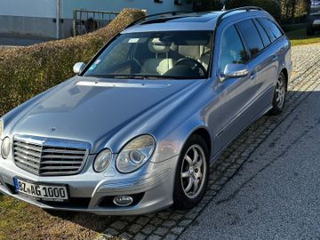 Mercedes E 280 - 1