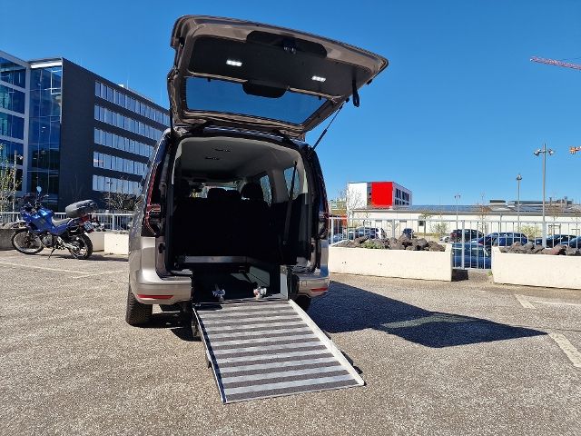 Volkswagen Caddy Life Maxi Rollstuhltransport REHA