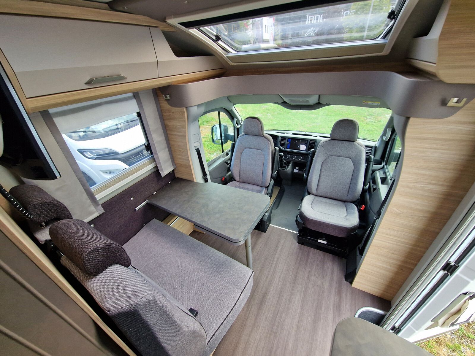 Fahrzeugabbildung Knaus Van TI PLUS PLATINUM SELECTION 650 MEG 90051UPE
