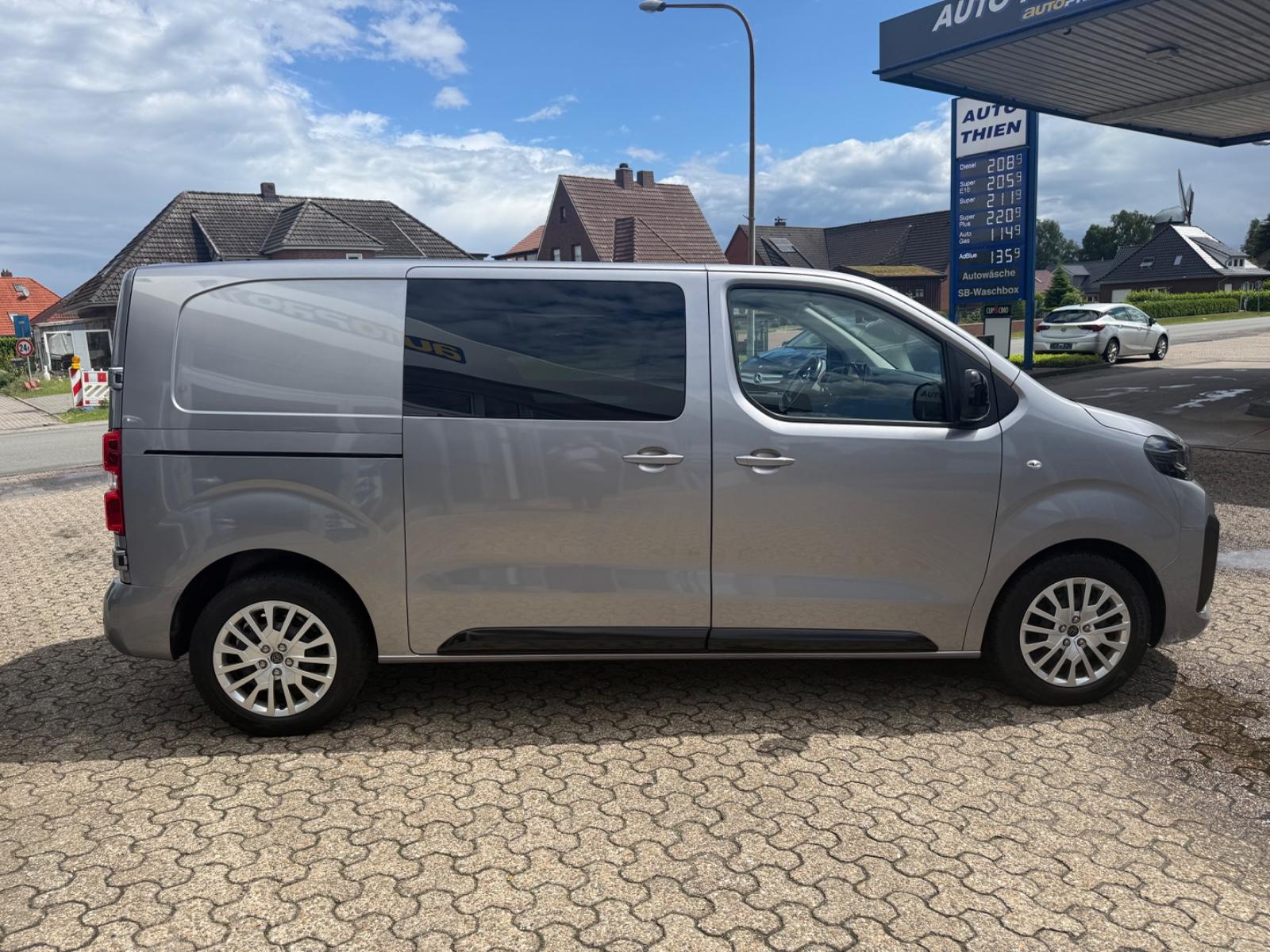 Peugeot Expert 2.0 BlueHDi 180 DOKA AHK/ACC/STHZG/NAVI