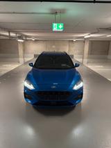 Ford Focus mk4 Turnier 1.0 St-Line - Ford Focus: 1.4