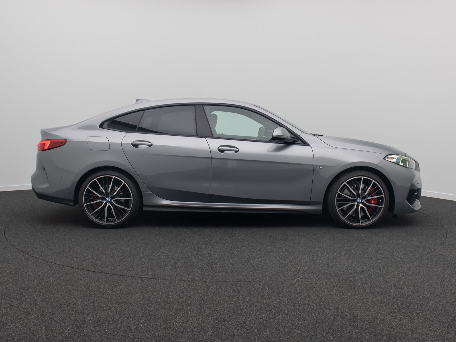 Fahrzeugabbildung BMW 218i Gran Coupé M Sport Kamera DAB HiFi 19Zoll