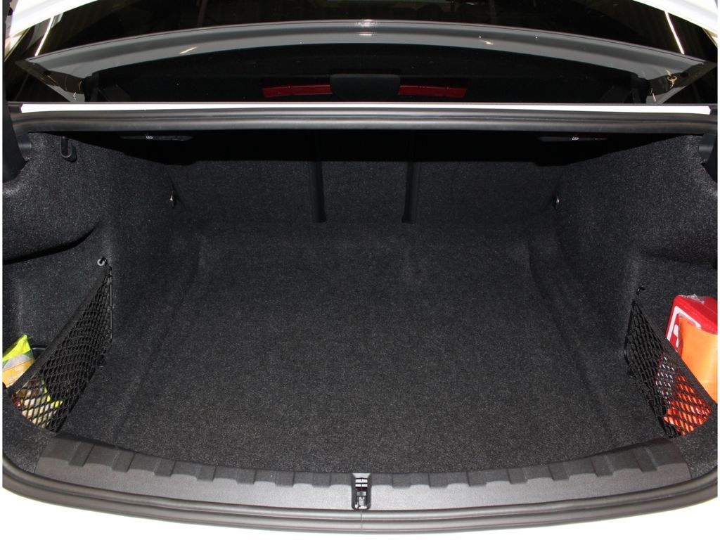 Fahrzeugabbildung BMW 320 i M Sport 2. Hand*HUD*Laser*Komfortzugang
