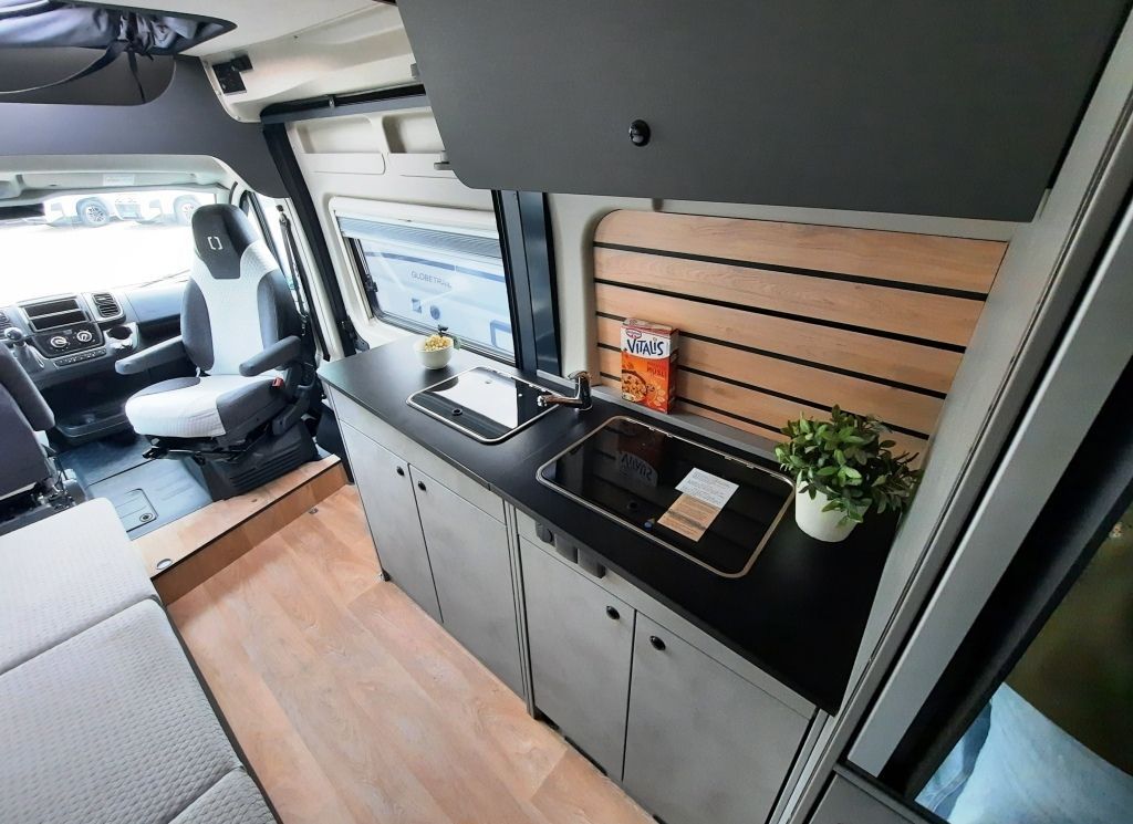 Fahrzeug Übersicht 9 Fahrzeugabbildung Crosscamp ADVTR 5.41 Verfüg./Sparen Sie 11.551,- €