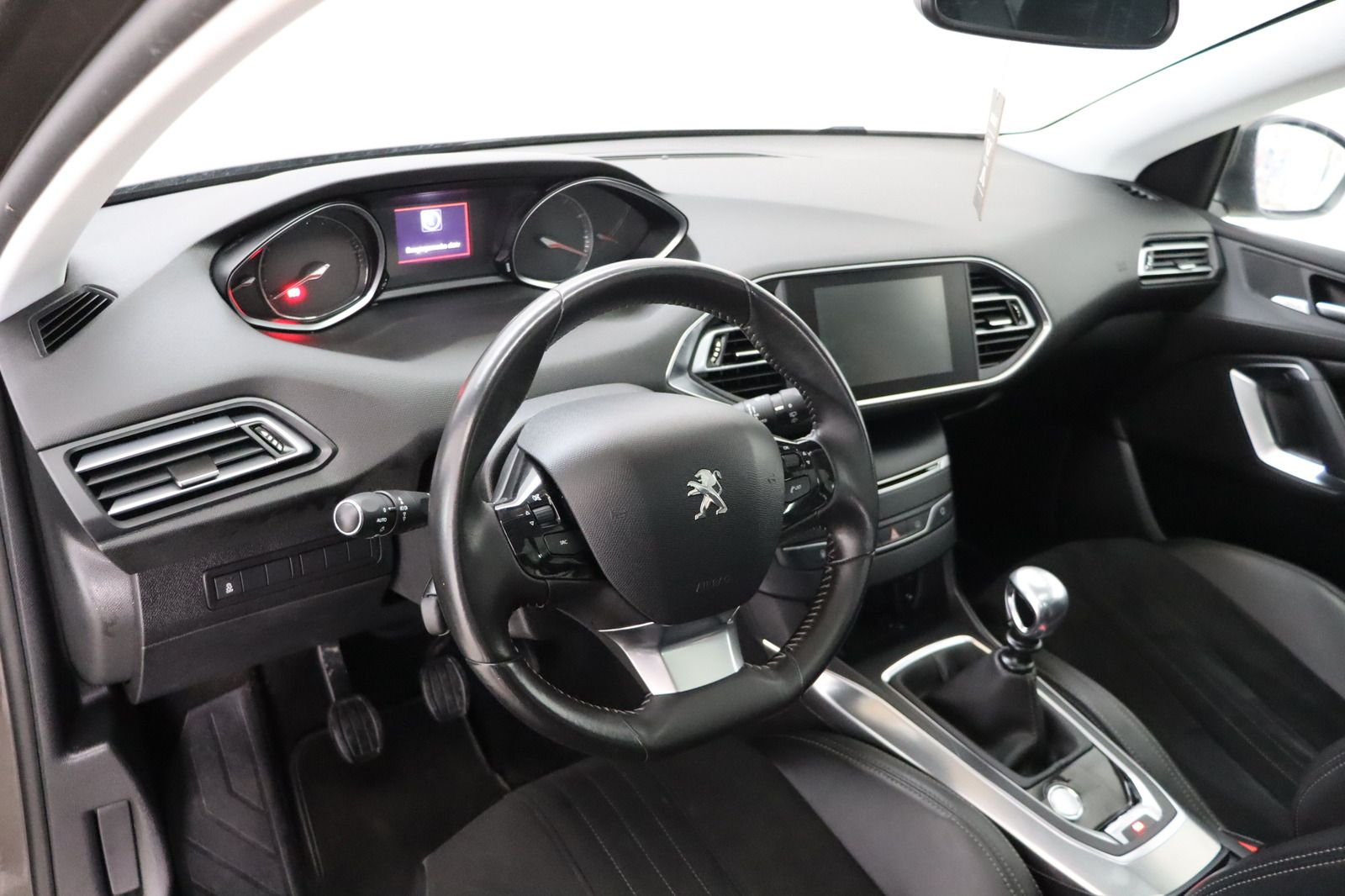 Fahrzeugabbildung Peugeot 308 Active * LED * Navi * Massage