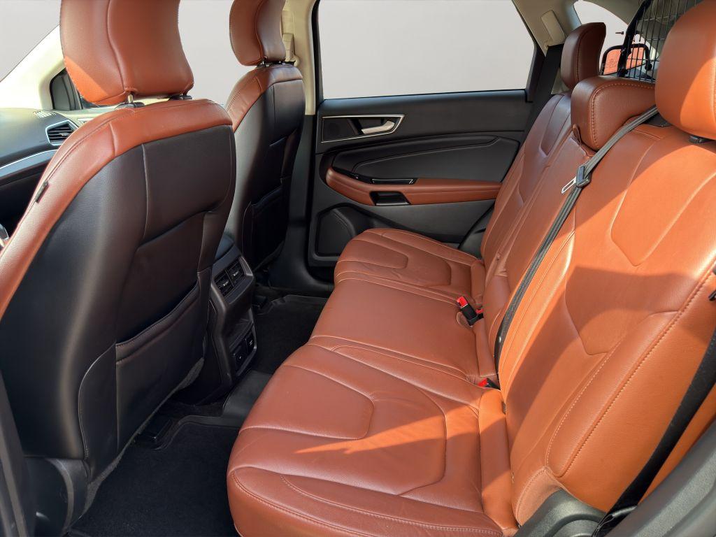 Ford Edge 2.0 Bi-Turbo 4x4 Titanium | AHK | Leder