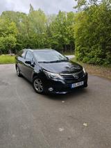 Toyota Avensis t27  Kombi - gebrauchte Toyota Avensis aus dem Jahr 2013