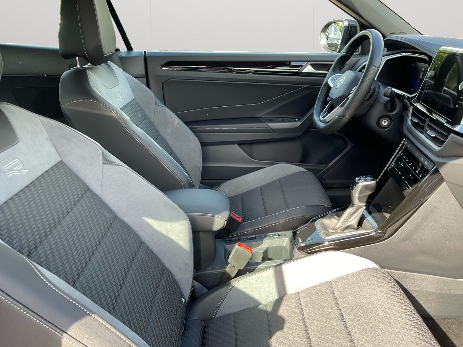 Volkswagen T-Roc - Bild 15