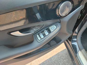 Mercedes C 180 - 9