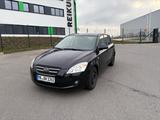 Kia cee'd / Ceed 1.4 CVVT Spirit Spirit