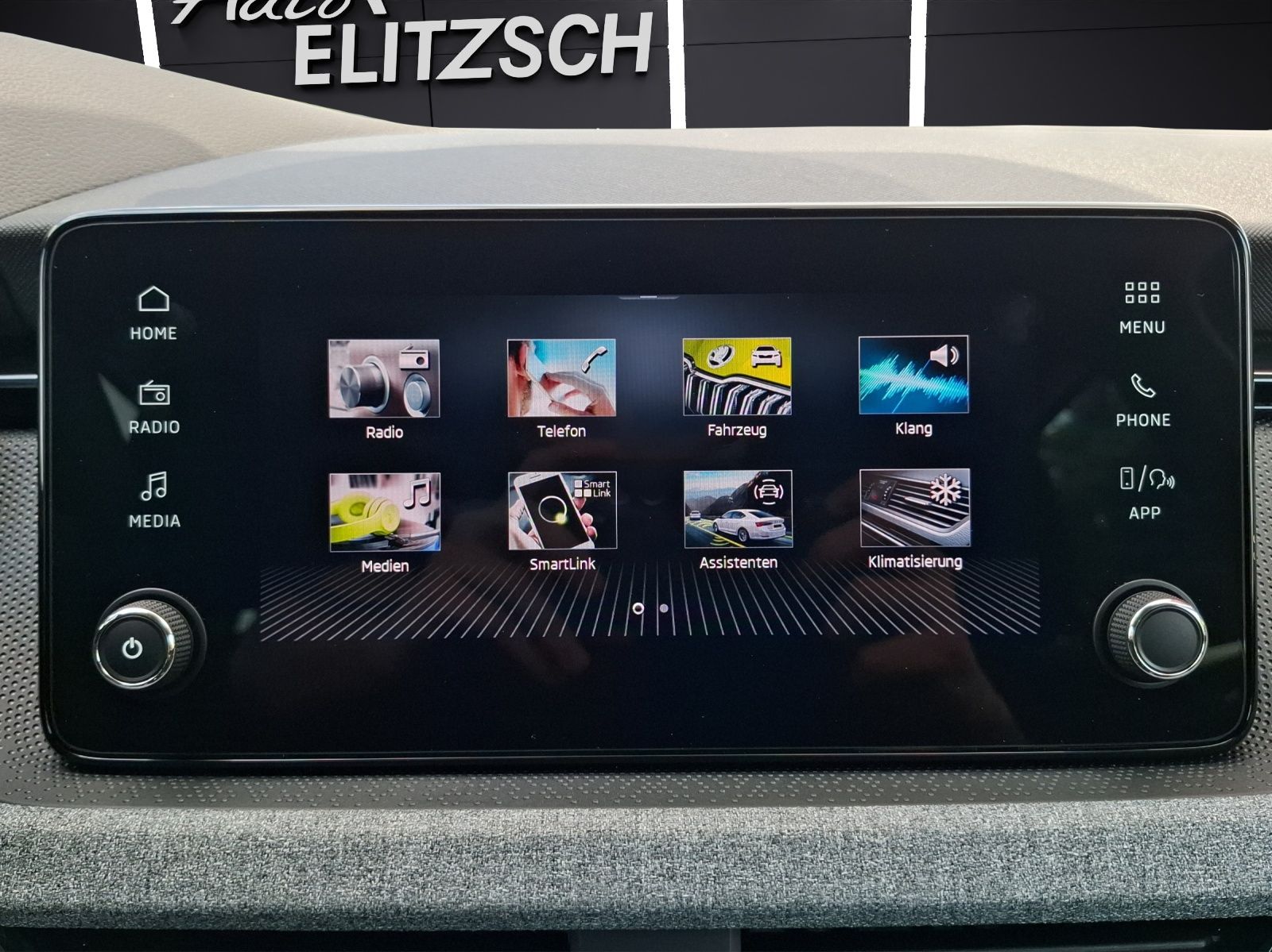 Fahrzeugabbildung SKODA Scala TSI Selection Matrix APP SHZ GRA RFK DAB L