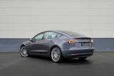 Tesla Model 3 Allradantrieb mit Dualmotor Long Ran... - gebrauchte Tesla Model 3 aus dem Jahr 2022