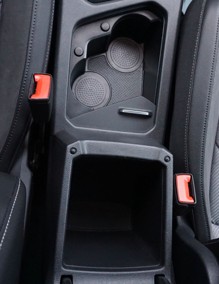 Fahrzeugabbildung Volkswagen Tiguan Highline 4M R-Line Panorama,Navi,LED,AHK