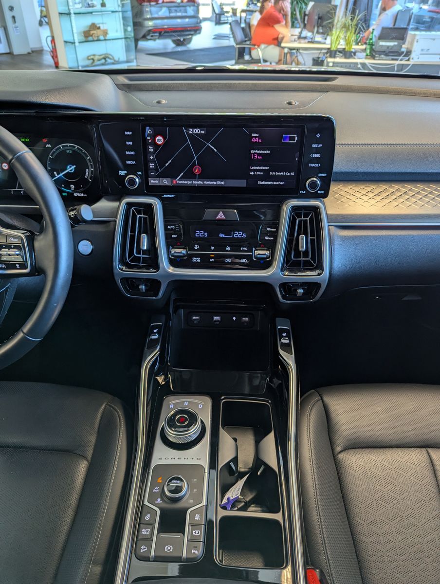 KIA Sorento Spirit 4WD Plug-In Hybrid ACC BOSE 360° - Image 21