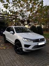 Volkswagen Touareg 3.0 V6 Executive Edition TDI SCR - Volkswagen Touareg: Executive Edition