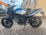 Suzuki SV 650 TüV NEU 2722klm - SUZUKI SV 650 N
