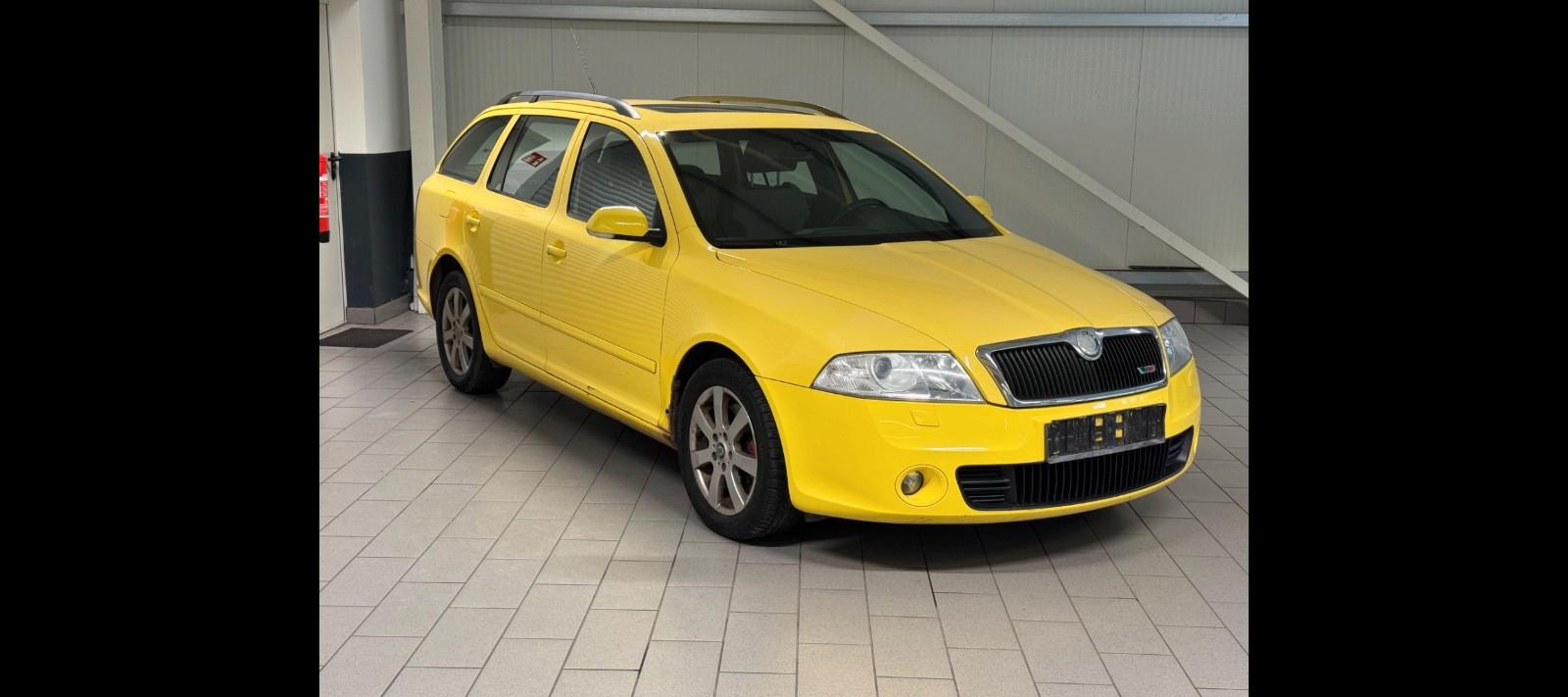 Skoda Octavia Combi RS/2,0TDI/KLIMA