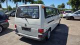 Volkswagen T4 Caravelle 2.5 Benzin / Erdgas - Volkswagen aus 1999: Caravelle
