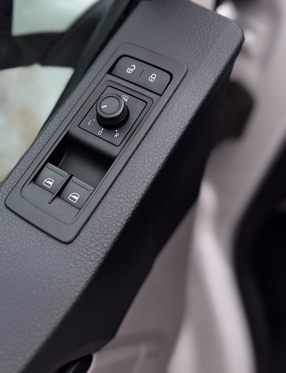 Volkswagen T6 Kombi 4Motion /LED/SHZ/AHK/STHZ/NAVI
