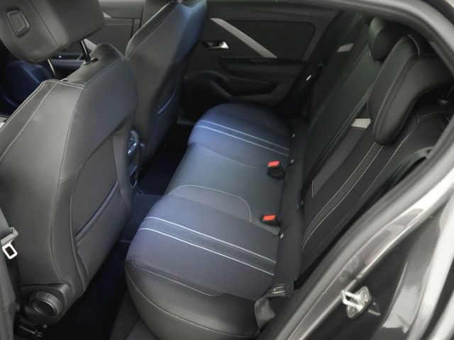 Astra L LIM GS AT+AHK+LED MATRIX+NAVI+360 GRAD K