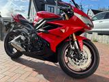 Triumph Daytona 675 (Tieferlegung) - TRIUMPH DAYTONA 675