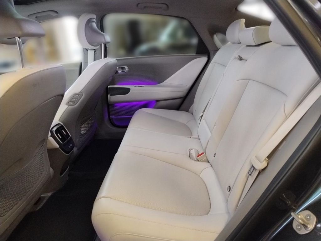 Hyundai IONIQ 6 – Bild 11