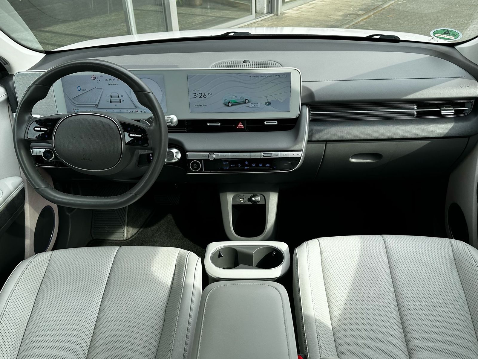 Fahrzeugabbildung Hyundai Ioniq 5 Techniq PANO+LEDER+LED+SHZ+WP+KAMER+ACC+