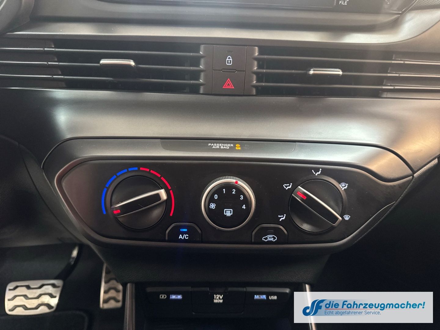 Fahrzeugabbildung Hyundai BAYON Trend Mild-Hybrid 2WD 1.0 T-GDI EU6d Navi