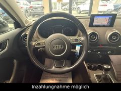 AUDI A3 ambition ultra Sline 2.HAND/NAVI/LED/KLIMA/SH AUDI A3 ambition ultra Sline 2.HAND/NAVI/LED/KLIMA/SH