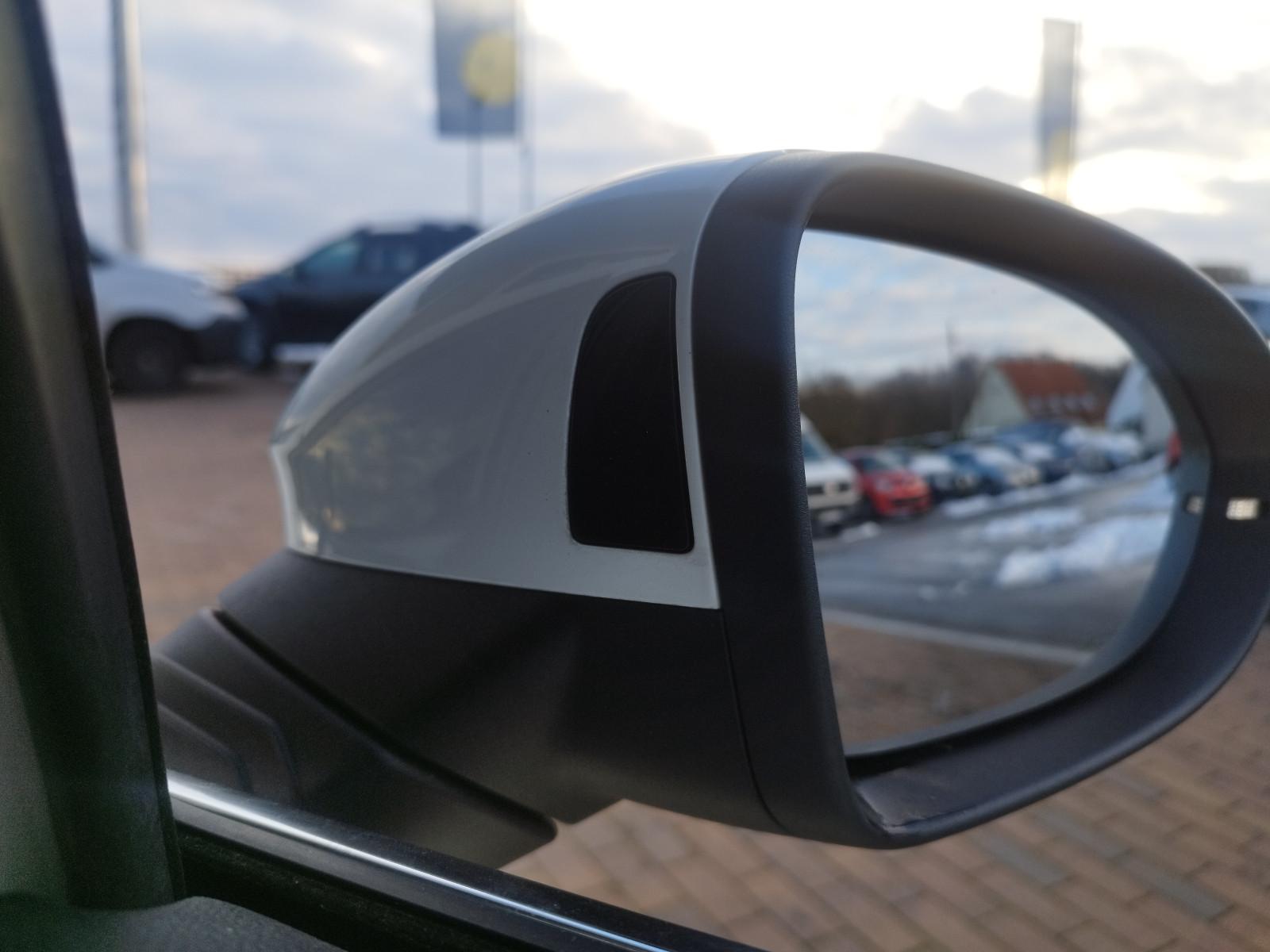 Volkswagen Golf VIII Lim. Style, миниатюра 12