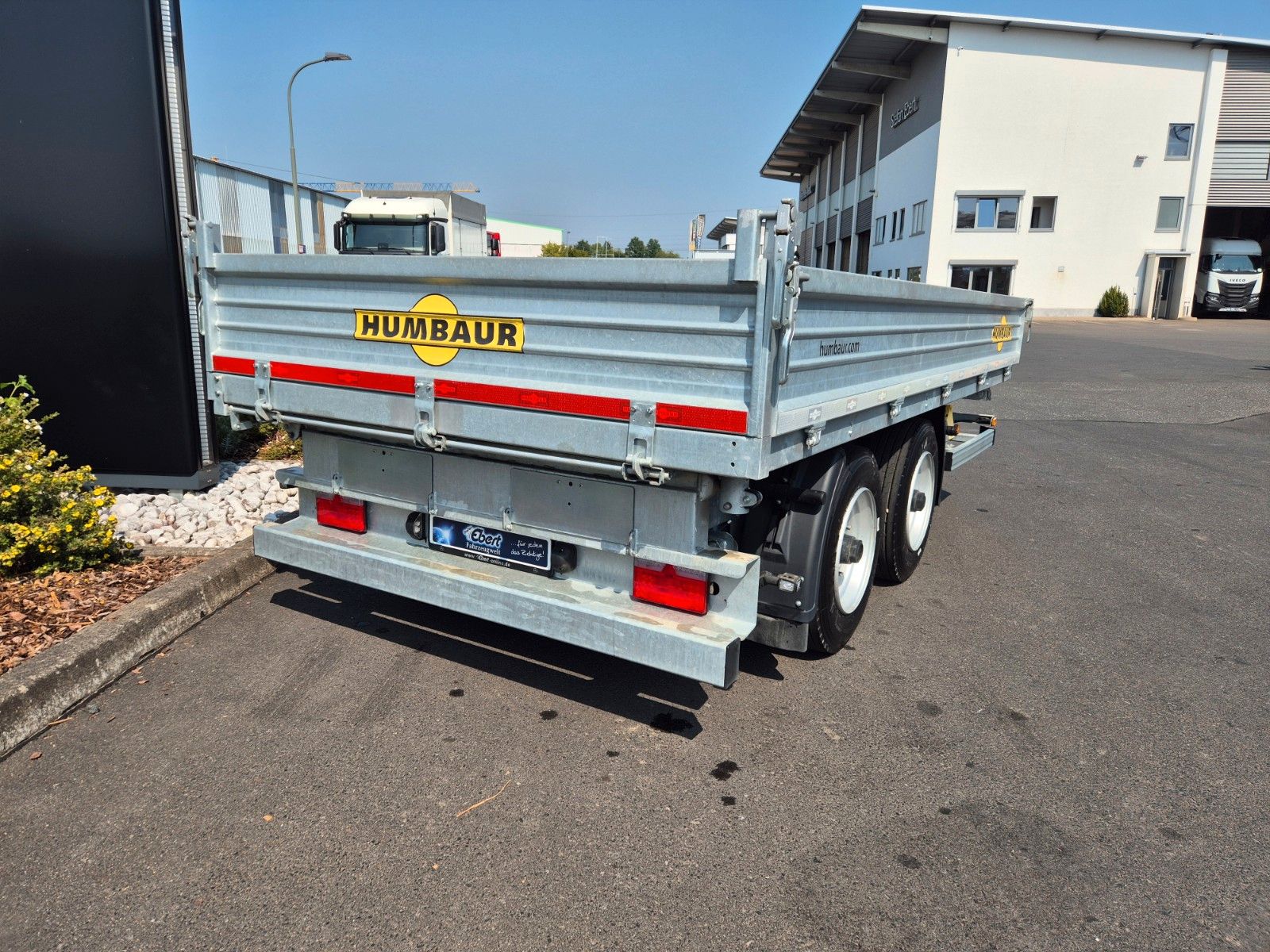 Fahrzeugabbildung Humbaur HTK 754020 Dreiseitenkipper vollverzinkt