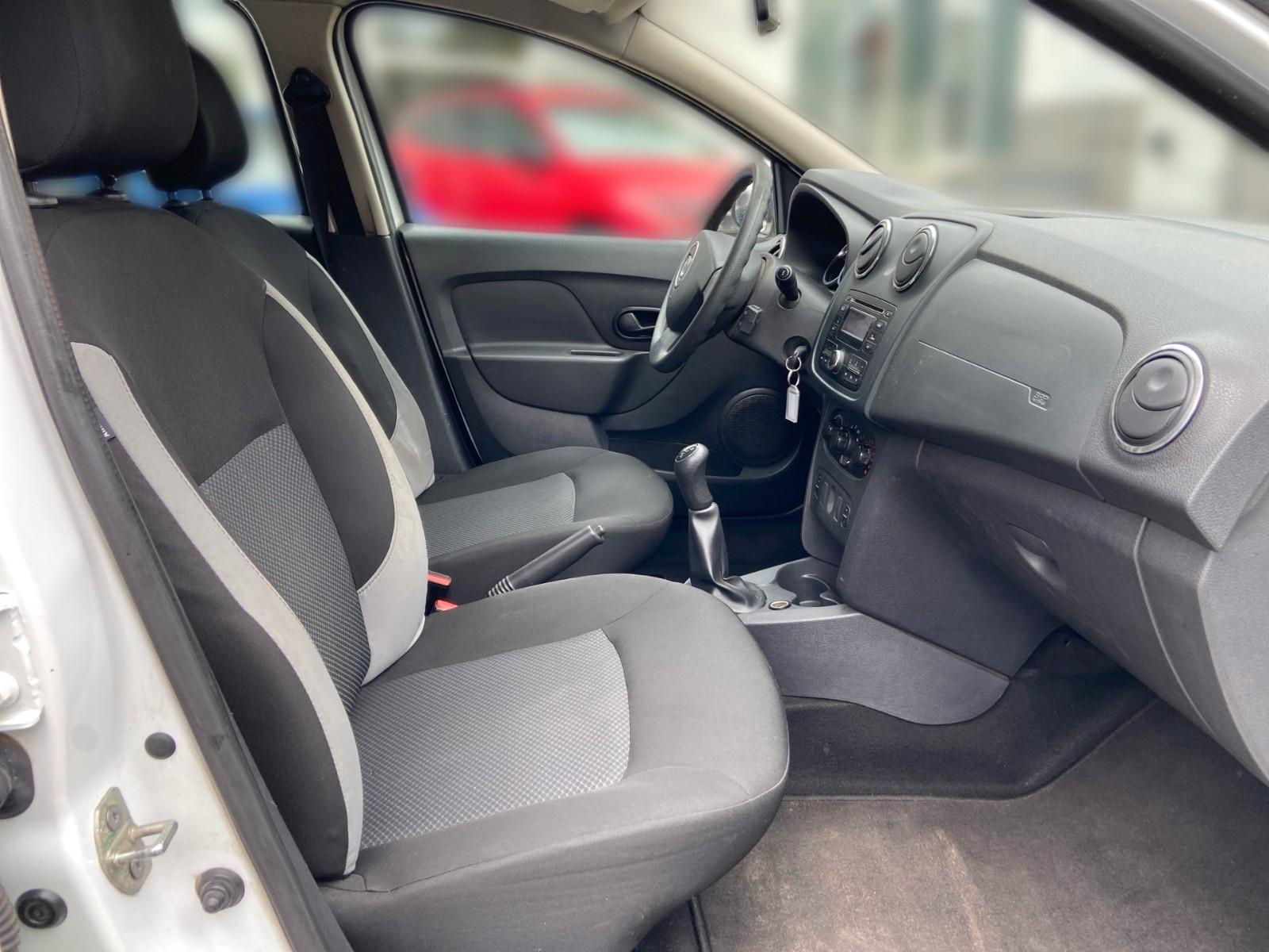 Dacia Logan 2015 — photo 15
