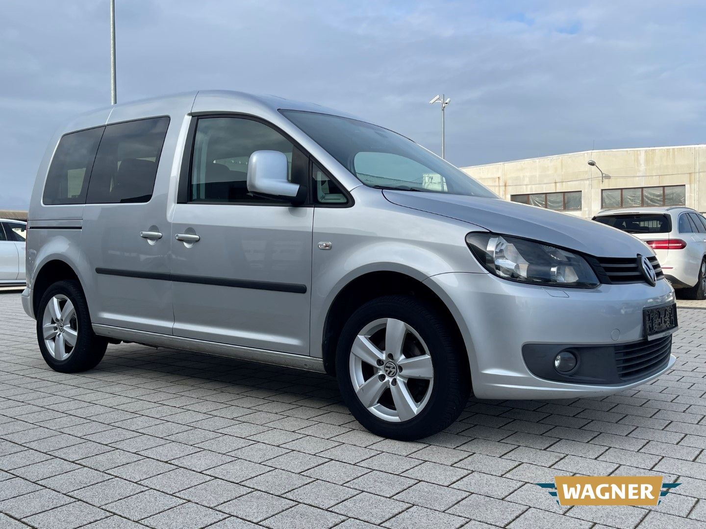 Fahrzeugabbildung Volkswagen Caddy Kombi JAKO-O Trendline 1.2 TSI